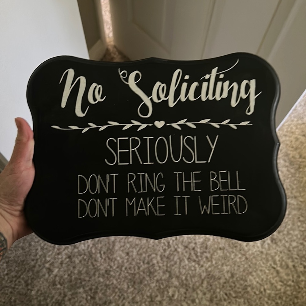 No soliciting sign